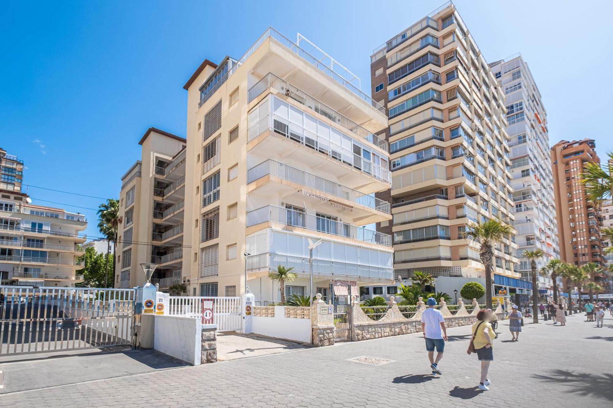 Penthouse El Pato 872 Levante Apartment
