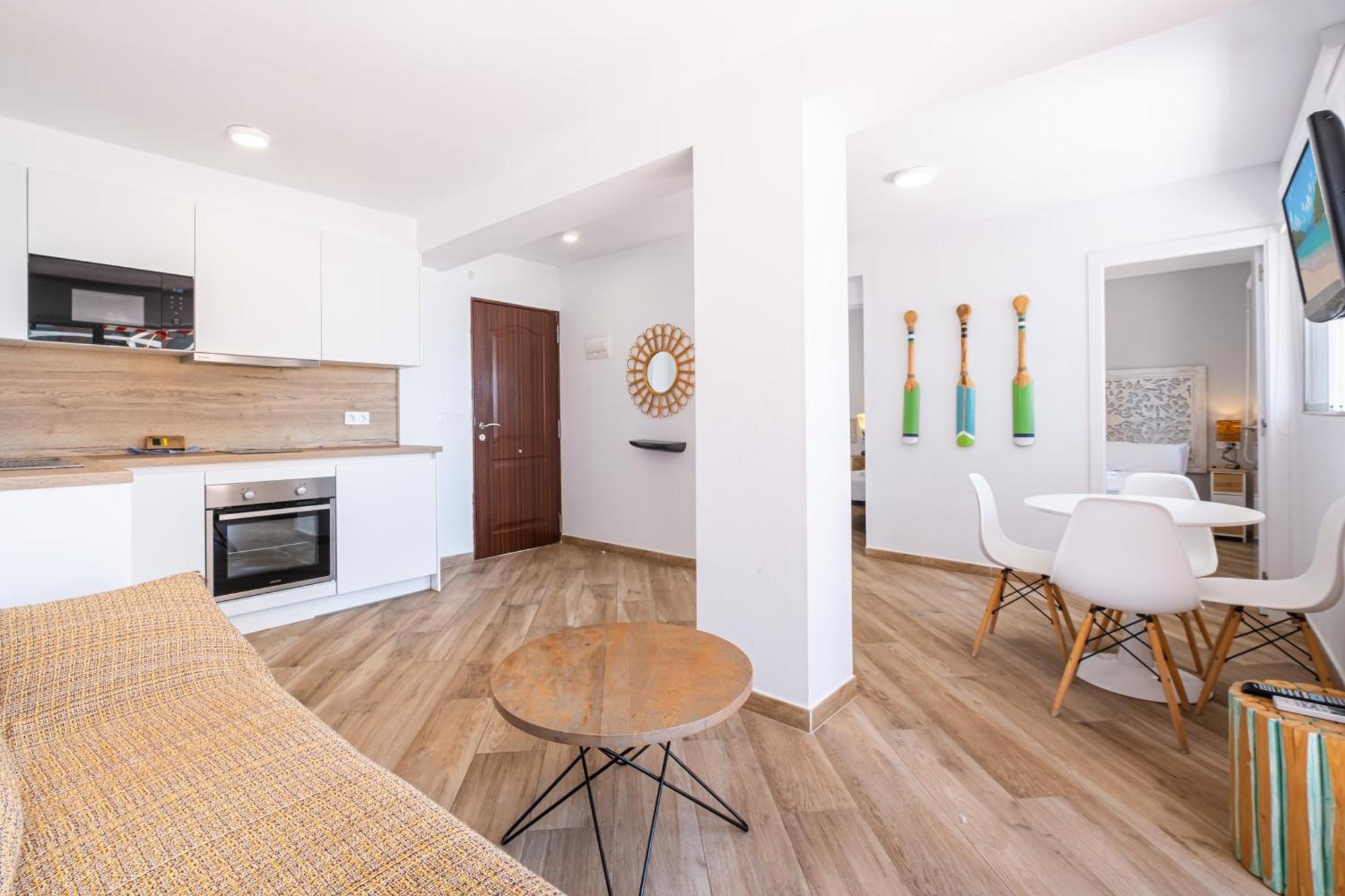 Penthouse El Pato 872 Levante Apartment *