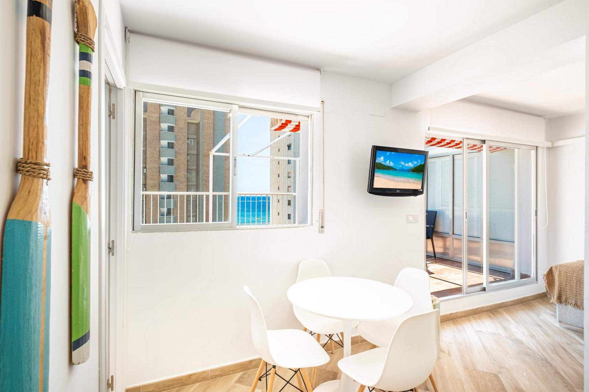 Penthouse El Pato 872 Levante *