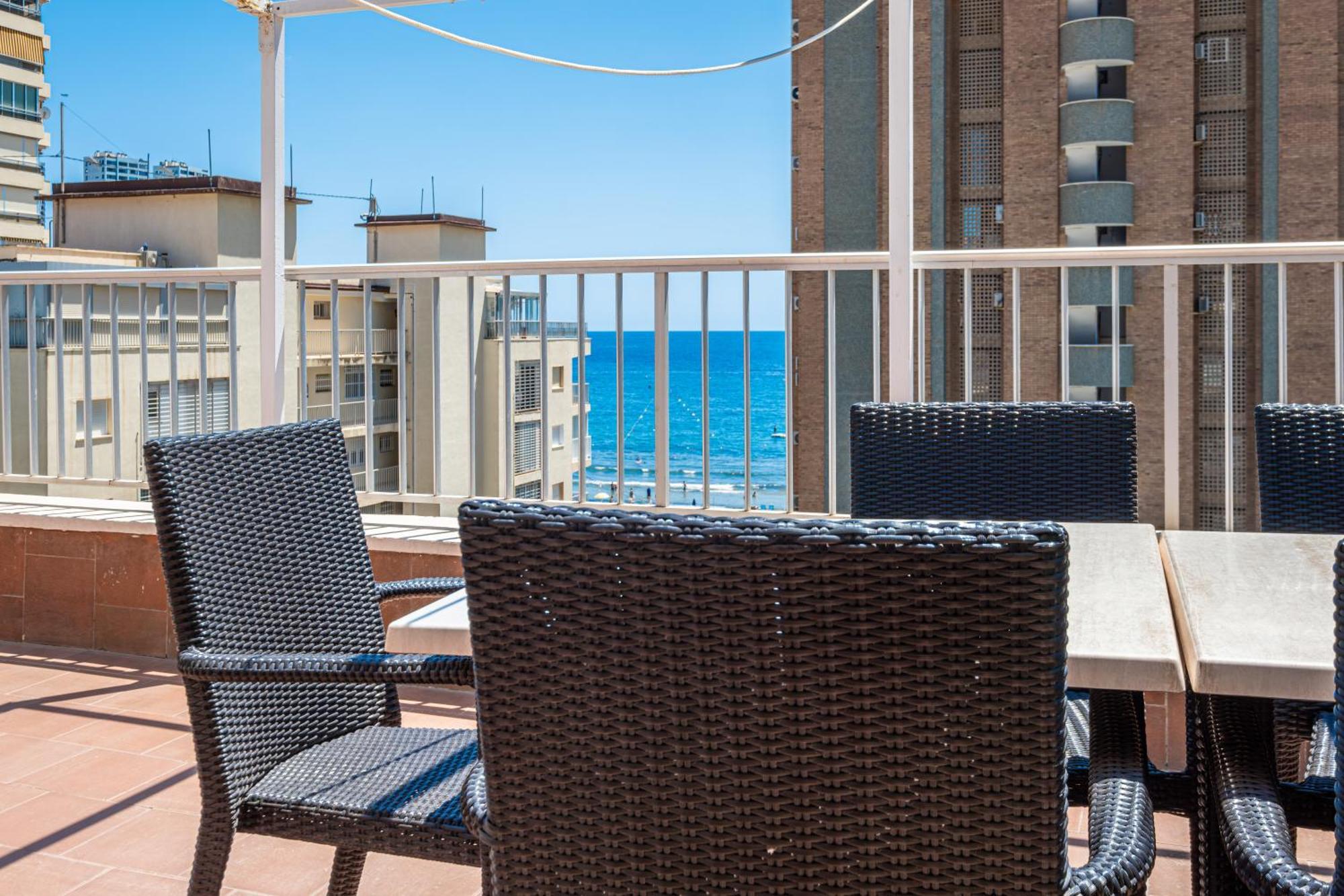 Penthouse El Pato 872 Levante Apartment *